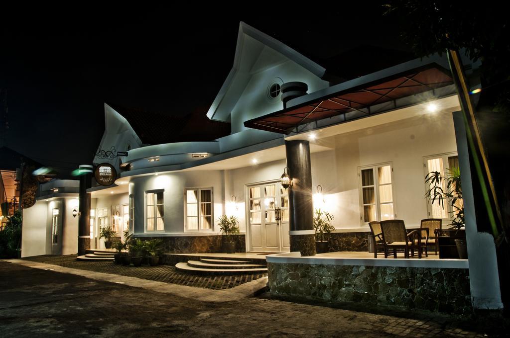 Hotel Ipienk House Jogyakarta Zewnętrze zdjęcie